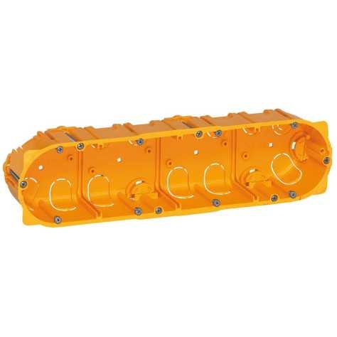 Boîte d'encastrement quadruple poste Batibox D.67x50MM