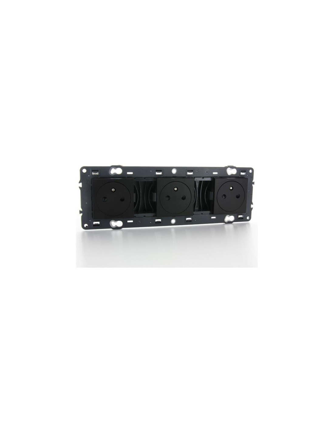 Valena Next prise 3x2P+T précâblée aff appareil complet noir à vis
