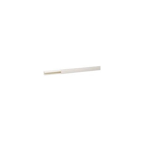 Moulure DLP section 16 x 16 mm blanc RAL 9010 - long. 2,1 m Moulure DLP section 16 x 16 mm blanc RAL 9010 - long. 2,1 m